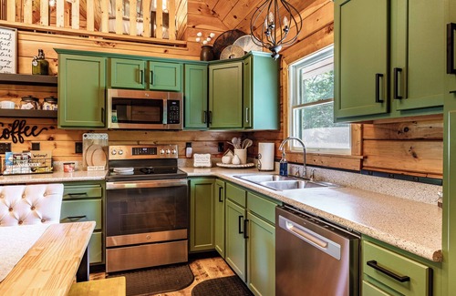 Fulton County Cabin | 3-bedroom remote cabin on lake with trails to hike. Peaceful getaway from it all