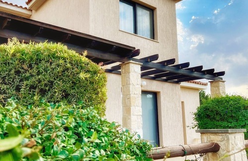 Prodromi Villa | 3-bedroom sea view villa in cristal waters Latchi with WiFi, AC
