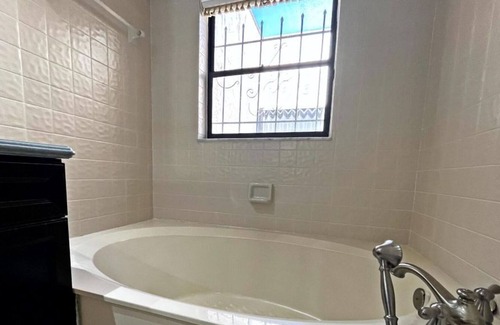 Boca Raton Apartment | 3 Bedroom Single family 435874 by Houzlet