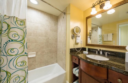 Flag Hill Resort | 3 BEDROOM SUITE, ST. THOMAS MARRIOTT'S FRENCHMAN'S COVE
