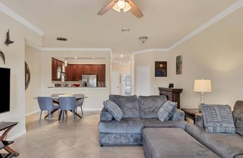 Gran Paradiso Apartment | 3 Bedroom Townhome 225794 by Houzlet