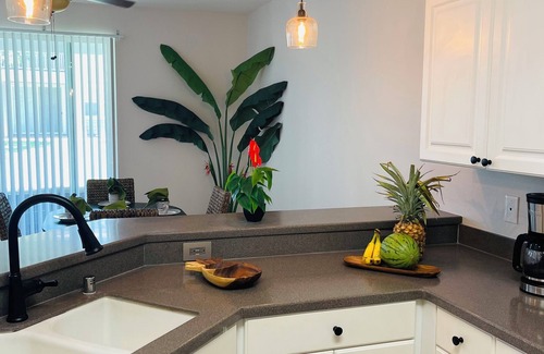 Ko Olina House | 3-bedroom townhome in charming Kapolei with AC