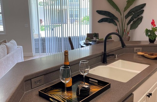 Ko Olina House | 3-bedroom townhome in charming Kapolei with AC