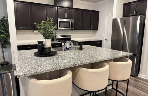 Wake Forest House | 3-bedroom townhome in charming Wake Forest with AC