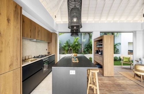 Vitet Villa | 3-bedroom villa with pool, sea view.