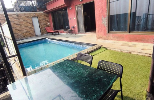 Aarey Colony Villa | 3-bedroom villa in terrific Mumbai with WiFi, AC