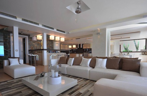 Lurin Villa | 3-bedroom villa located in Lurin within minutes of the beach and shopping