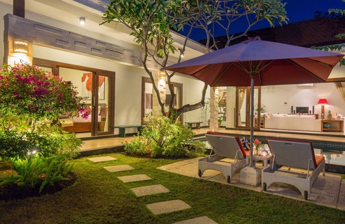Sunset Road Villa | 3 Bedroom Villa With Private Pool and 24Hour Butler - Private Area + Parking