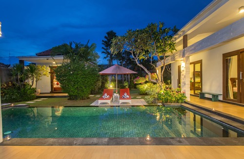 Sunset Road Villa | 3 Bedroom Villa With Private Pool and 24Hour Butler - Private Area + Parking