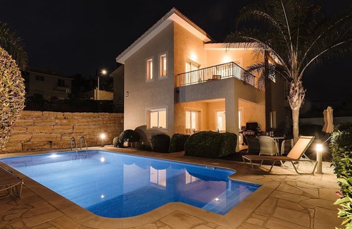 Tala Villa | 3 Bedroom Villa with Private Pool and Free Car