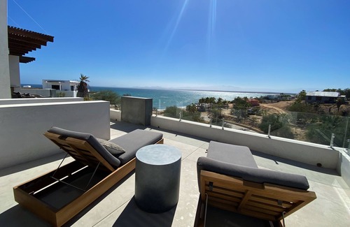La Ventana Villa | 3-bedroom w/amazing views, waterfront access, resort amenities & hot/cold tub