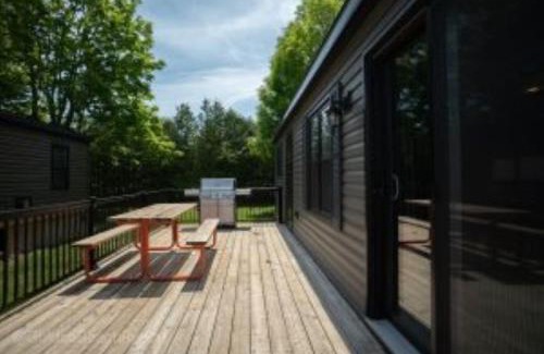 Roseneath House | 3 Bedroom Waterview Cottage 5B