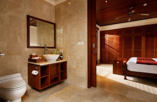 Jimbaran Bay Villa | 3 Bedrooms Pool Villa in Jimbaran Beach