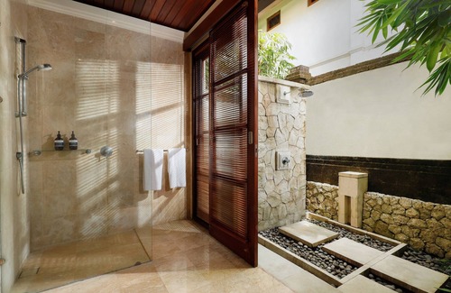 Jimbaran Bay Villa | 3 Bedrooms Pool Villa in Jimbaran Beach