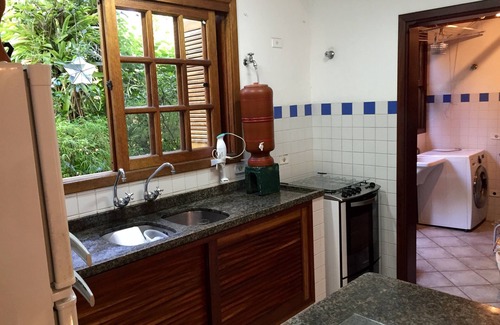Itamambuca House | 3 bedrooms with air conditioning. 80 meters from the beach. Jardim.