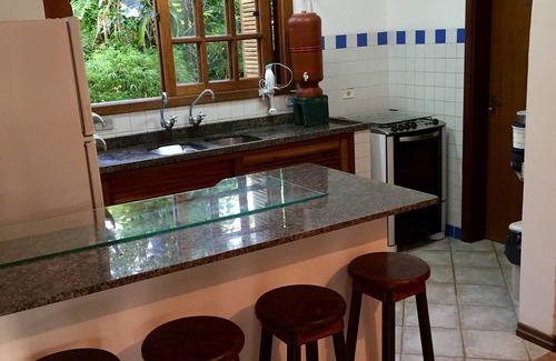 Itamambuca House | 3 bedrooms with air conditioning. 80 meters from the beach. Jardim.