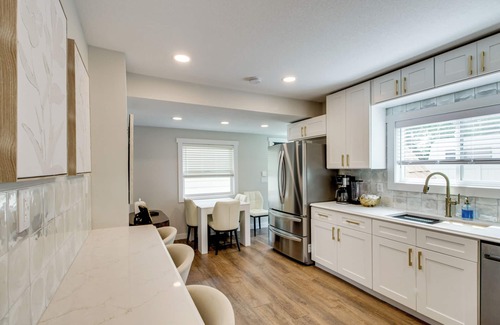 Crosby House | 3 Blocks to Mtn Biking: 'The Cottage' in Crosby
