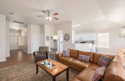 Round Rock House | 3 BR 2 Bath Home Near Dell Campus