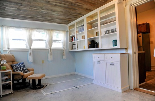 Bourbon House | 3-BR + Firepit, Coffee Bar & Grill