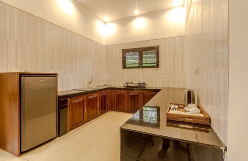 Melayang Villa | 3 BR Pool Villa Surrounding by Rice field view #309
