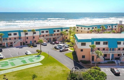 Butler Beach Condo | 3 BR Poolside & just steps to the Beach! Unit 418