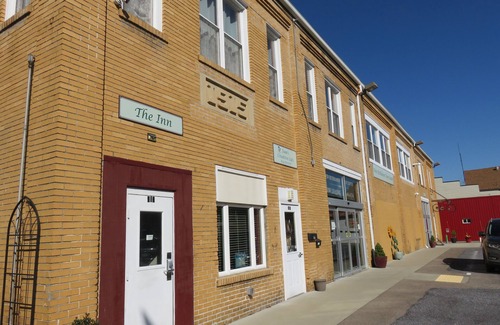 New Bethlehem Apartment | 3 BR w/kitchen, midpoint of Redbank Valley Trails, New Bethlehem off SR28/66