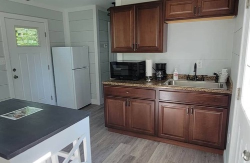 Owensville House | #3 Cabin at Red Oak Valley