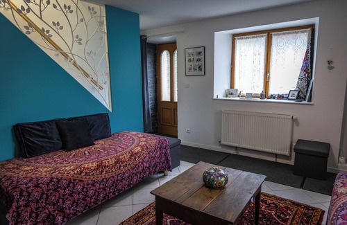 Baignes Bed & Breakfast | 3 Chambres table d'hôtes in the countryside le nid qui danse near Vesoul 8 to 11 pers.