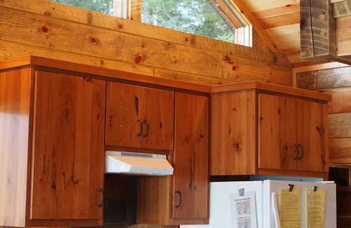 Park Rapids Cabin | 3 ft from water - tiny house with everything you need