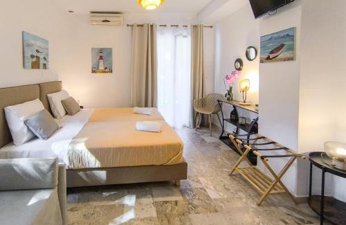 Koukounaries Apartment | 3 Goddesses' studios