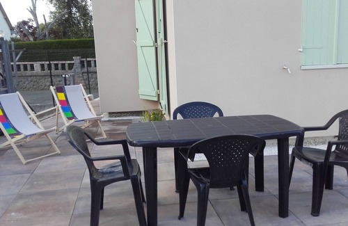 Saint-Quay-Portrieux House | 3 * house with quiet courtyard, beach, harbor and shops on foot
