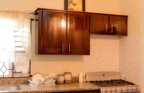 Mammee Bay House | 3 King Beds Drax Hall~Pool~Gym~Gated~Full Air Con