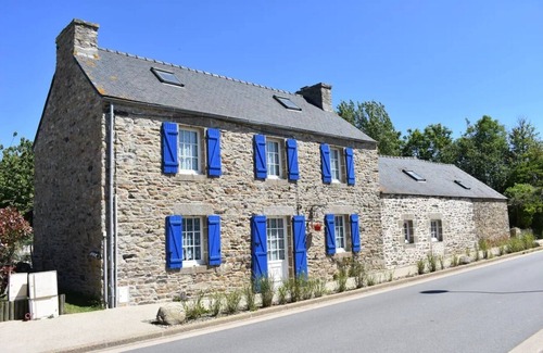 Ploumoguer House | 3 KMS FROM THE SEA HOUSE PLOUMOGUER