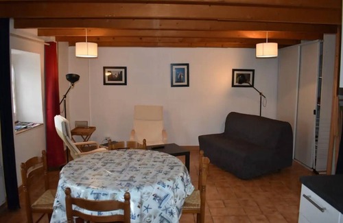 Ploumoguer House | 3 KMS FROM THE SEA HOUSE PLOUMOGUER