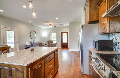 Prien House | 3 Mi to Casinos: Pet-Friendly Home in Lake Charles
