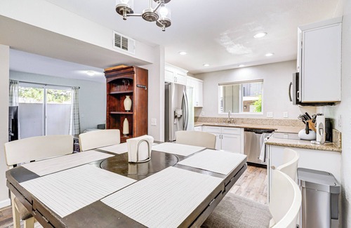 Reno Condo | 3 Mi to Downtown Reno: Charming Condo w/Patio