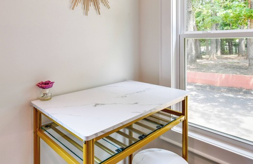 Winston - Salem Apartment | 3 Mi to Dtwn Winston-Salem: Studio on Miller Park!