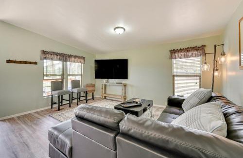 Williams House | 3 Mi to Grand Canyon Railway Williams Retreat
