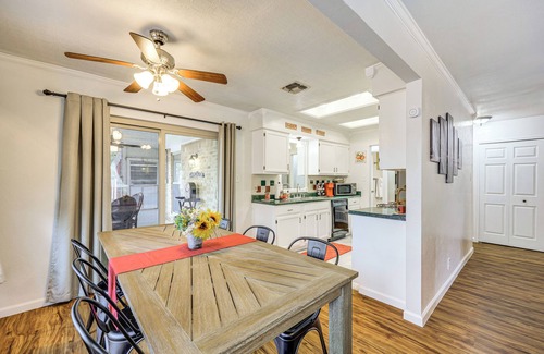 Universal City House | 3 Mi to Randolph AFB: Family Home w/Poker Table!