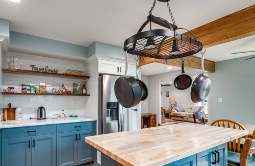 Gardiner House | 3 Mi to Reedsport: Home w/Umpqua River Views