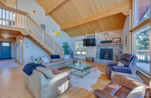 Angel Fire House | 3 Mi to Ski Resort Spacious Angel Fire Retreat