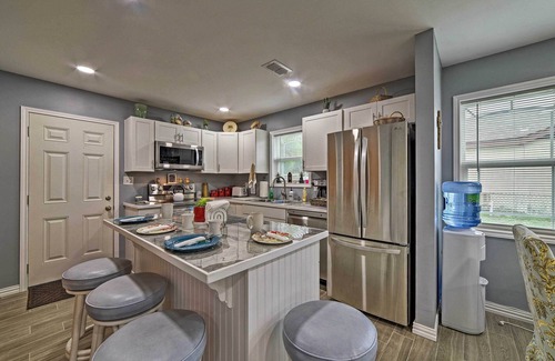 Port Isabel House | < 3 Mi to South Padre Beach: Port Isabel Home
