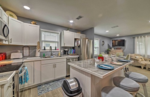 Port Isabel House | < 3 Mi to South Padre Beach: Port Isabel Home