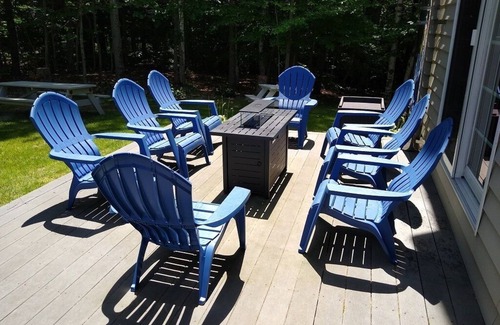 Fly Creek House | 3 min. to Dreams Park, 33 ft. Long Heated Pool, Clean and Updated. Fun & Private