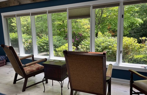 Linville Falls House | 3-min to Linville Falls. Beautiful home-3 BDRMs on 13 acres. Best breakfast.