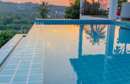 Ko Pha-ngan Villa | 3 min to the beach | The Luxury Oxygen Pool Villa