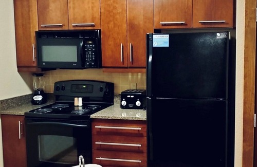 Copper Mountain Village Condo | 3 min walk to ski lift, 2 Bed 2 bath, heated parking, ski locker and hot tub