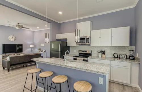 Brazos House | 3 mins from Magnolia, Baylor, and Downtown Waco