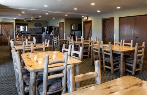 Pinedale House | 3-minute walk to Rendezvous Meadows! Next to a golf course, w/indoor pool & gym