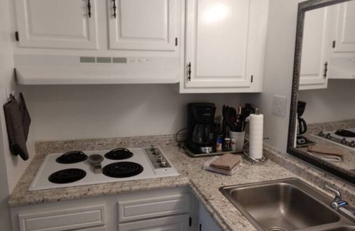 Atlantic Beach Apartment | 3 Minute walk to the ocean, Overlooks the pool!